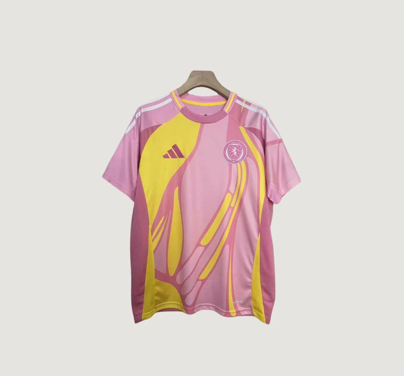 Écosse – Maillot Extérieur ( Féminine ) 2025/26 – Rose