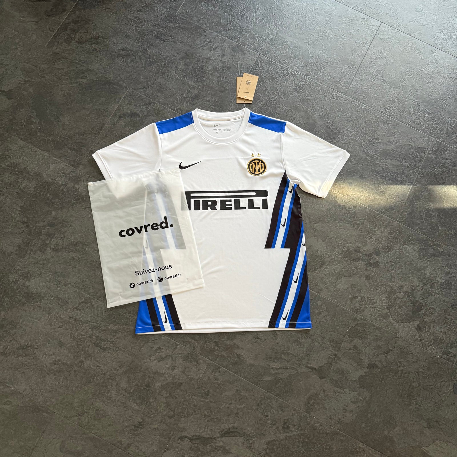 Inter Milan – Maillot Édition Spéciale 2025/26 – Blanc