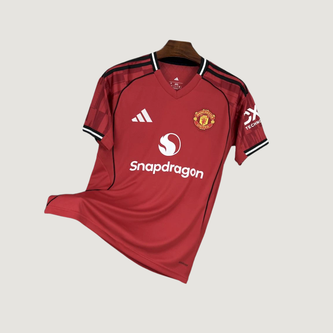 Manchester United – Maillot Domicile 2025/26 – Rouge, Noir