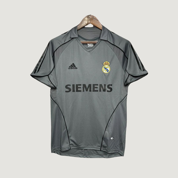 Real Madrid – Maillot Rétro Extérieur 2005/2006 – Gris