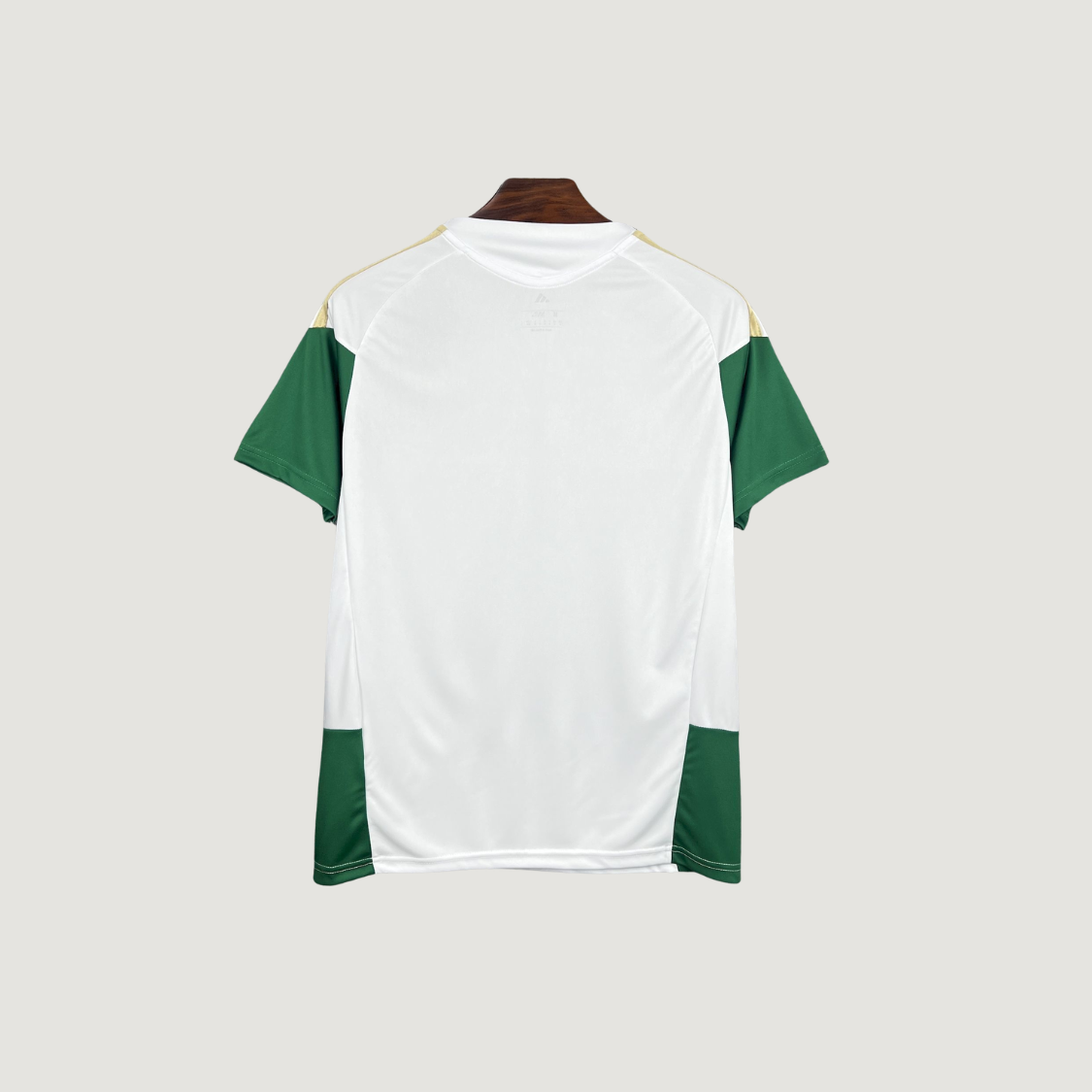 Italie – Maillot Pré-Match Coupe du Monde 2026 (Tiro) – Blanc, Vert, Or