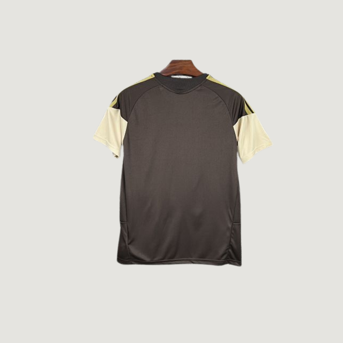 Flamengo – Maillot Pré-Match 2025/26 Homme – Marron, Beige