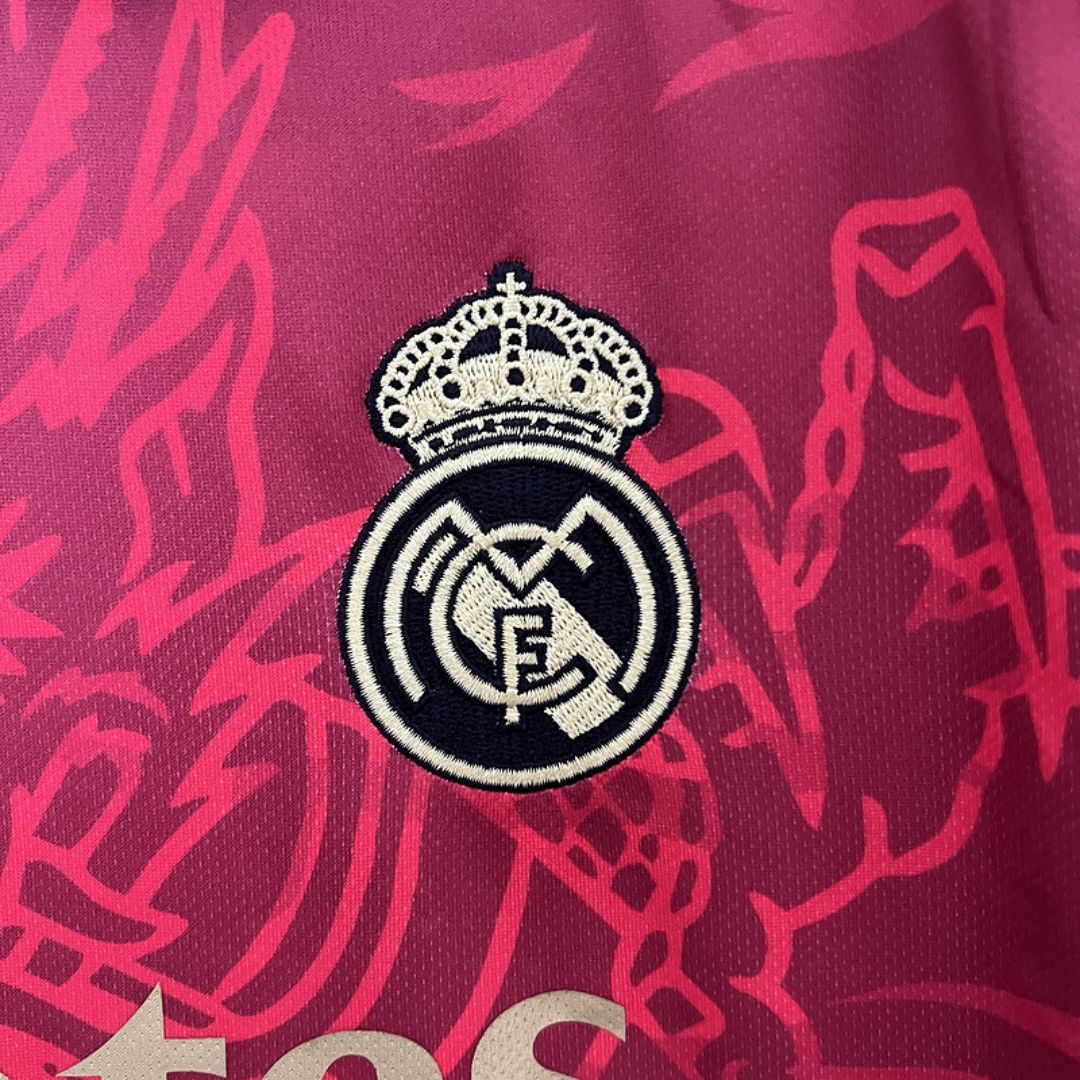 Real Madrid - Concept - Rouge, Doré ( Fan )