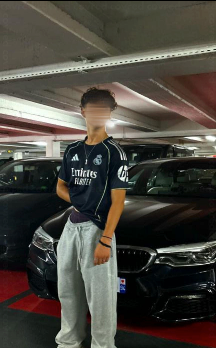 Real Madrid – Maillot Extérieur 2025/26 – Bleu marine
