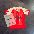 Paris Saint-Germain – Maillot Concept 2025/26 – Rouge, Crème