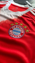 Bayern Munich – Maillot Domicile 2025/26 – Rouge